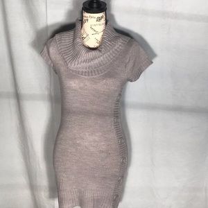 Sweater dress with decorative buttons